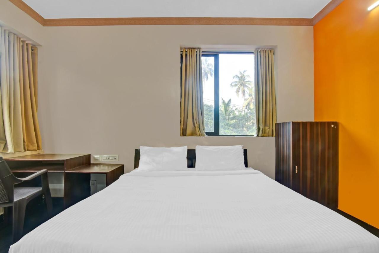 Capital O 85357 Hotel Sai Datta 卡兰古特 外观 照片